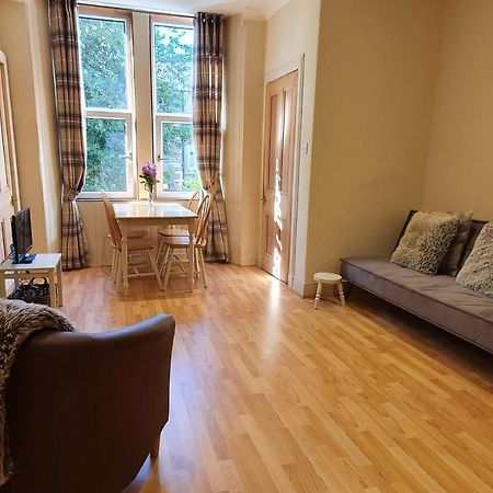 Cosy And Modern Apartment In Central Edinburgh Exterior photo